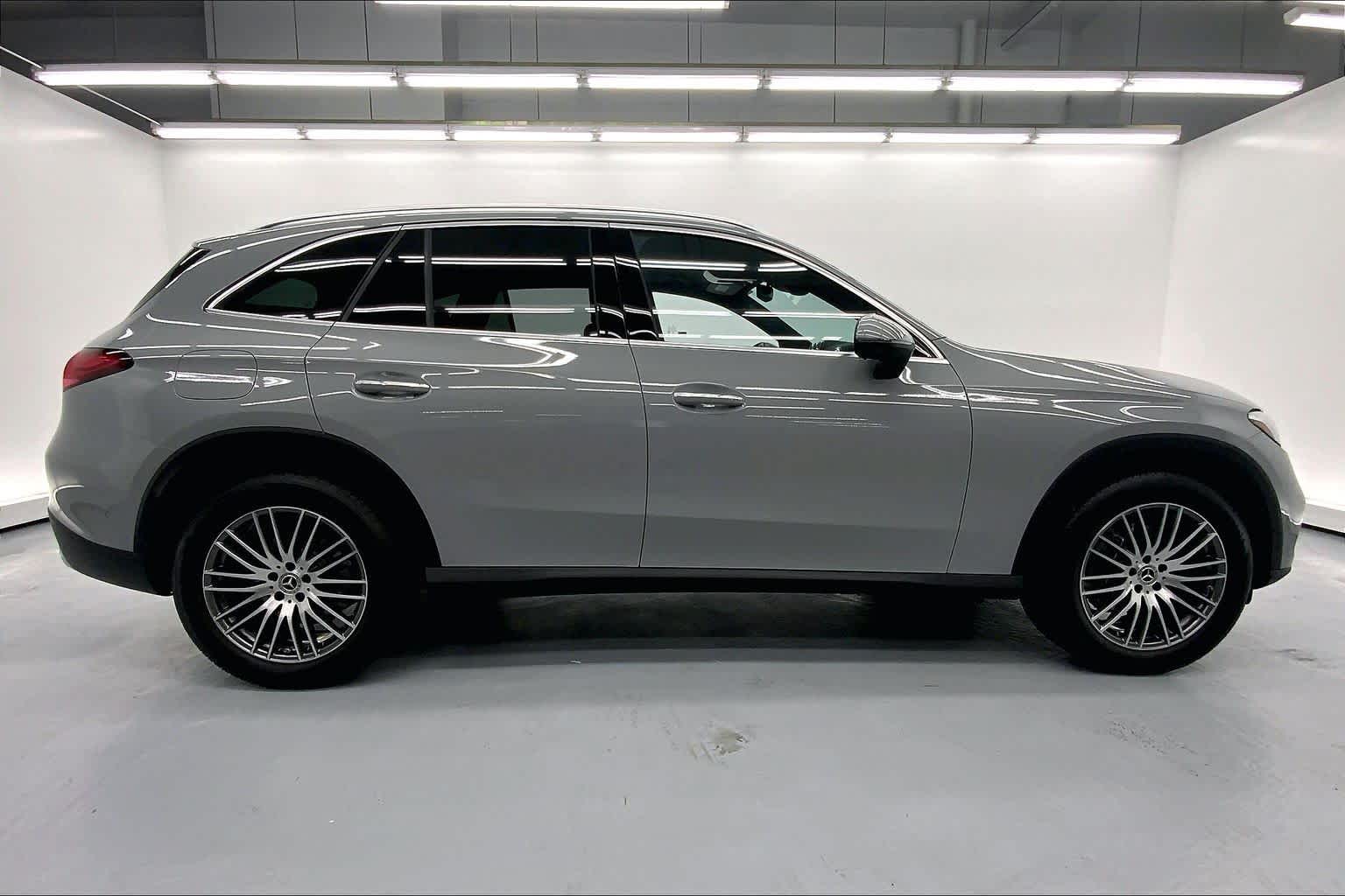 2026 Mercedes-Benz GLC 300 SUV