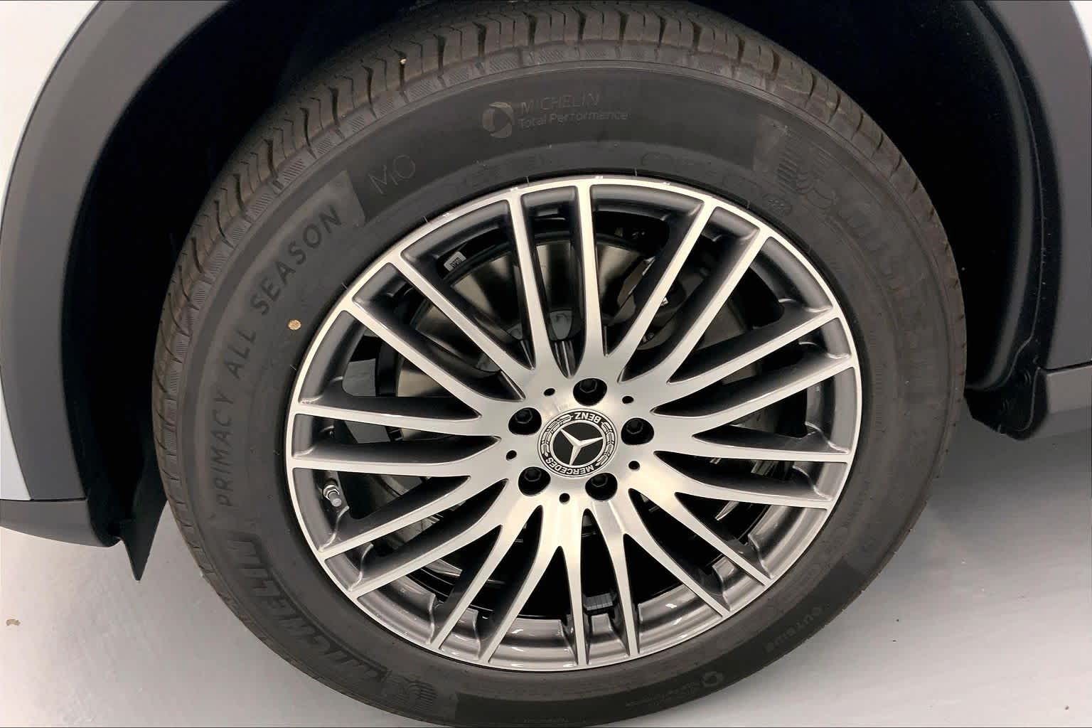 2026 Mercedes-Benz GLC 300 SUV