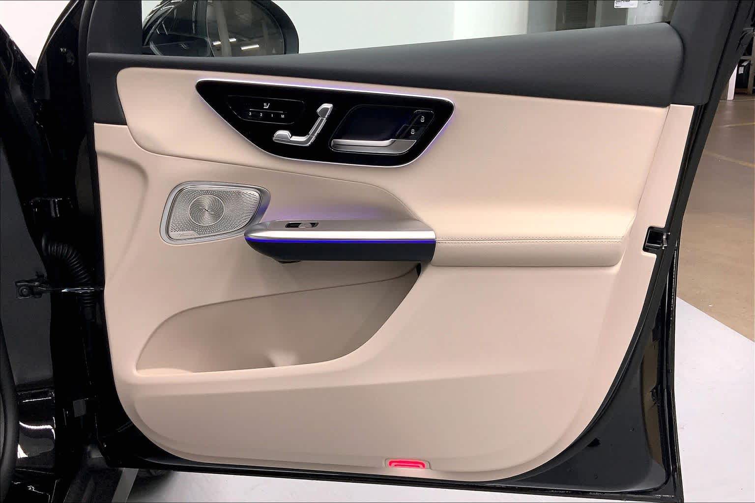 2026 Mercedes-Benz GLC 300 SUV