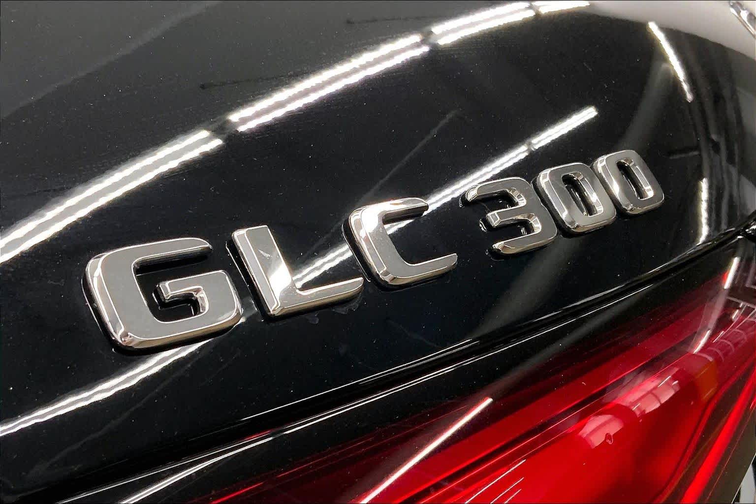 2026 Mercedes-Benz GLC 300 SUV