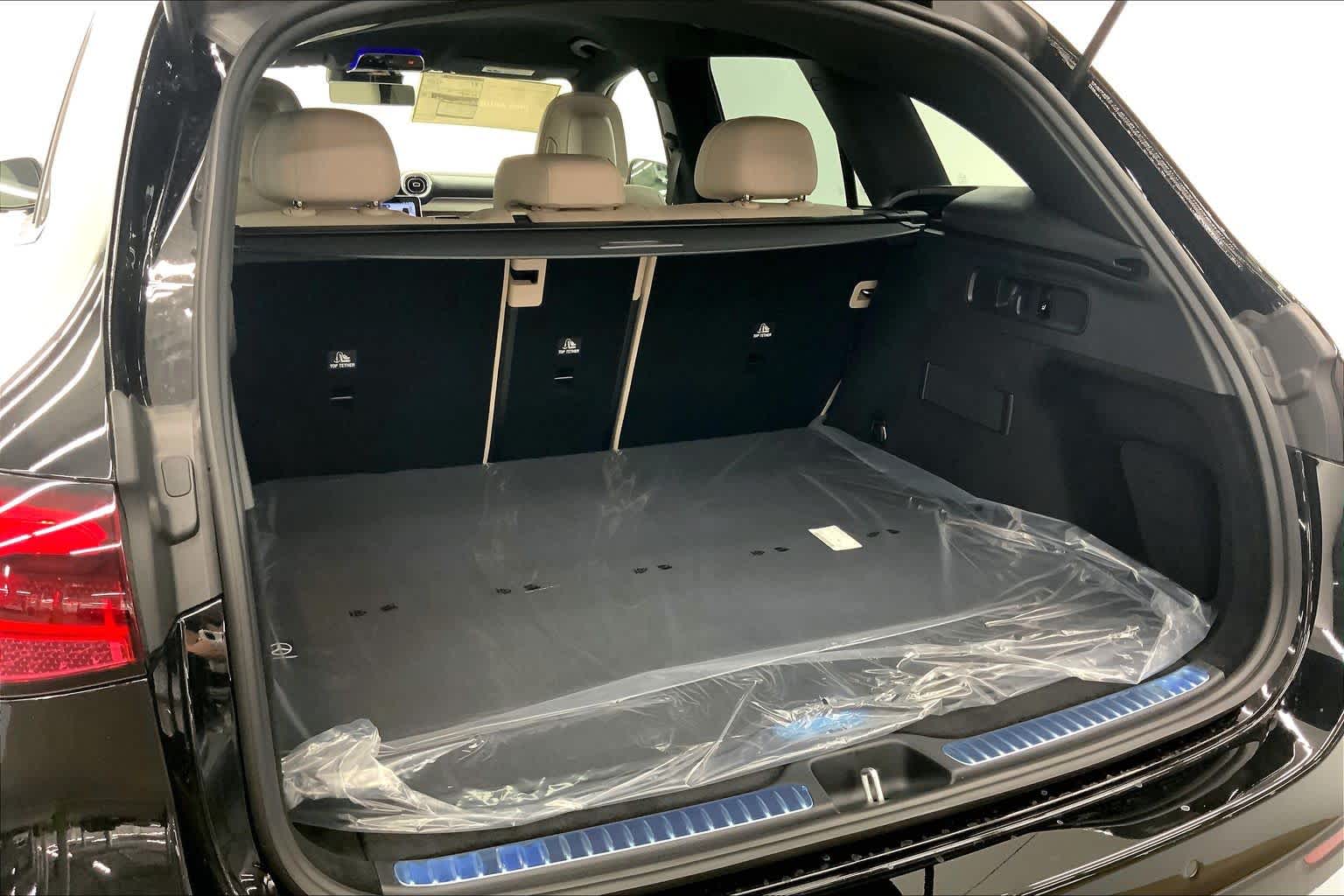 2026 Mercedes-Benz GLC 300 SUV