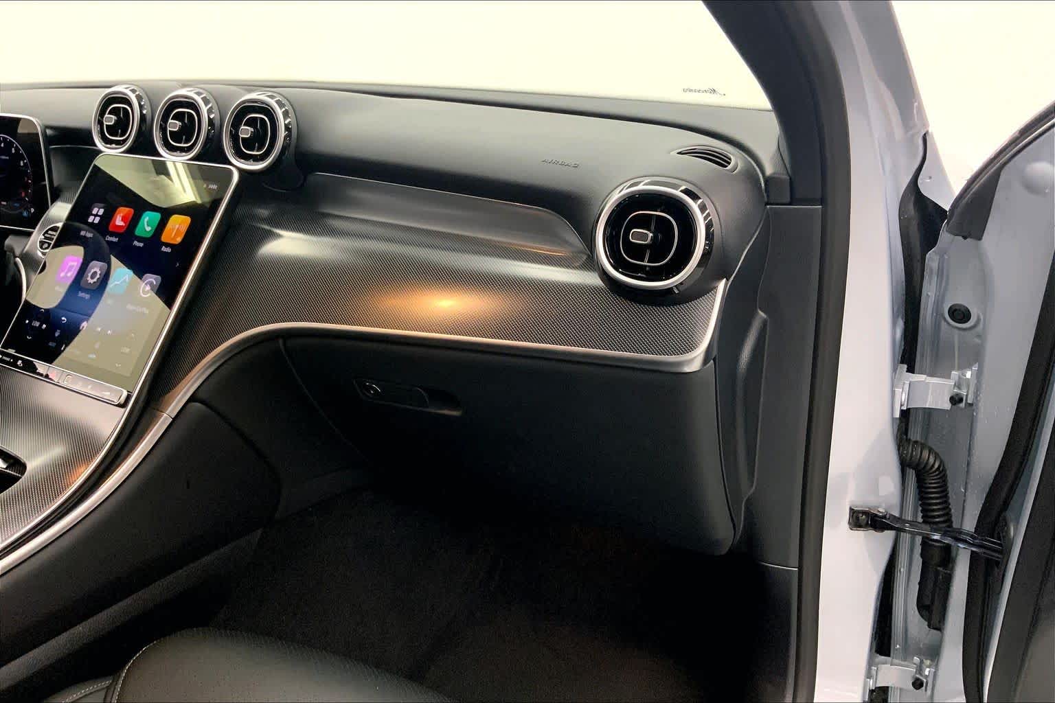 2026 Mercedes-Benz GLC 300 SUV