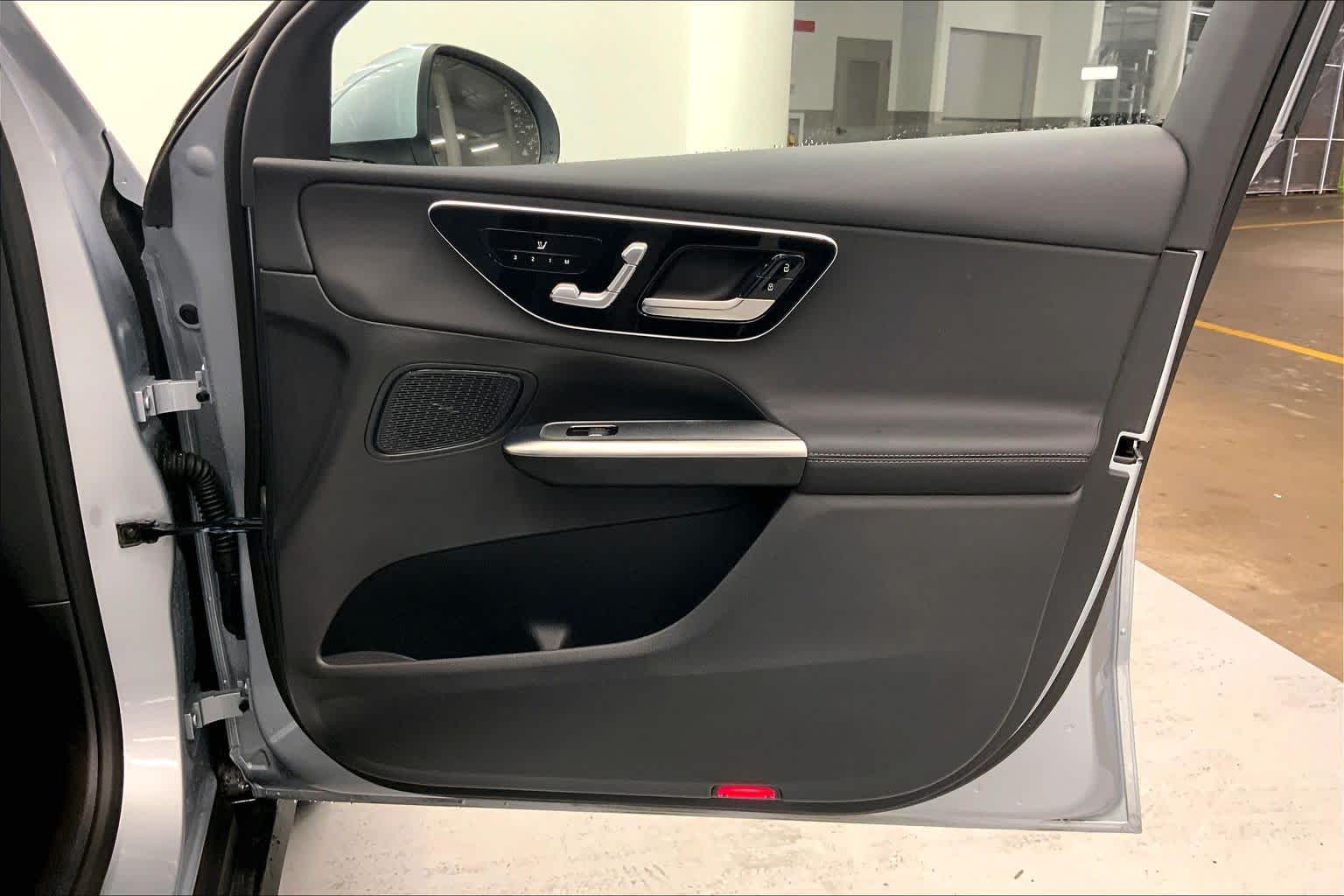 2026 Mercedes-Benz GLC 300 SUV