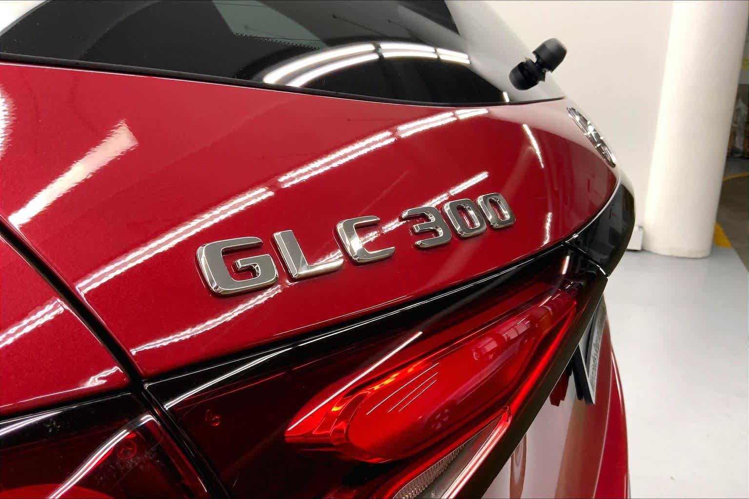 2026 Mercedes-Benz GLC 300 SUV