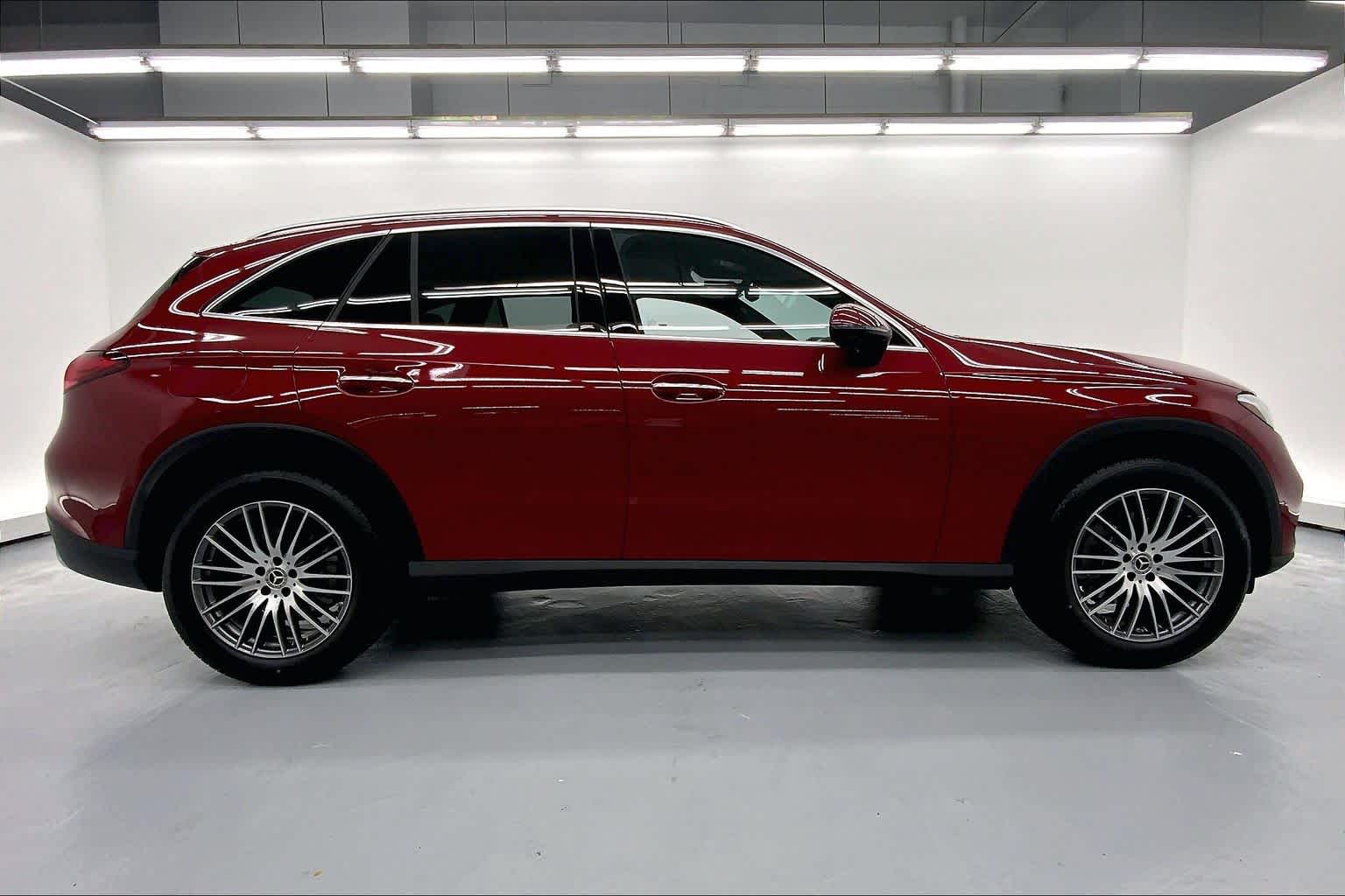 2026 Mercedes-Benz GLC 300 SUV