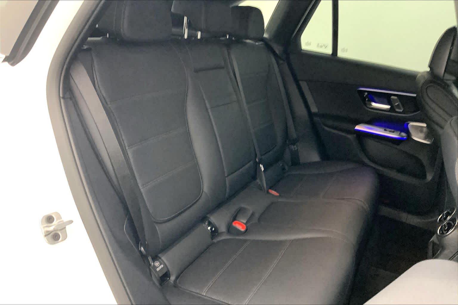 2026 Mercedes-Benz GLC 300 SUV