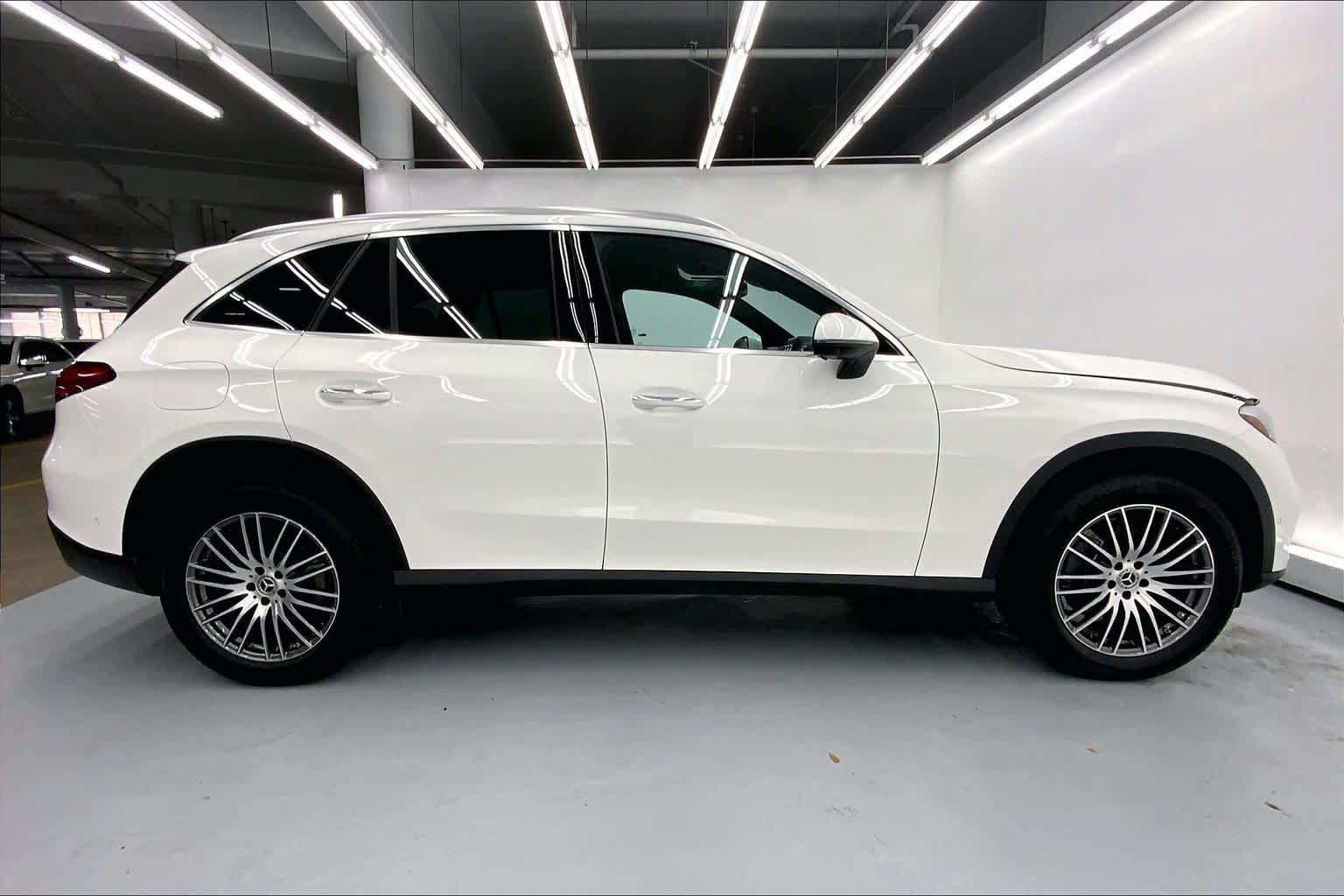2026 Mercedes-Benz GLC 300 SUV