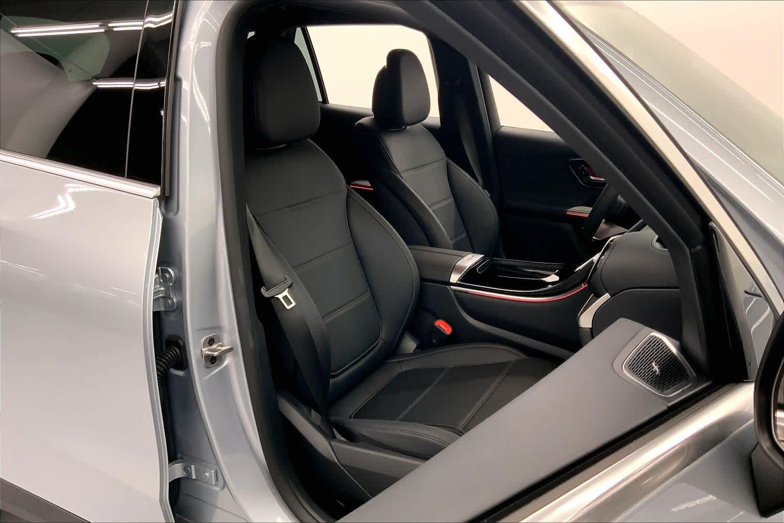 2026 Mercedes-Benz GLC 300 SUV