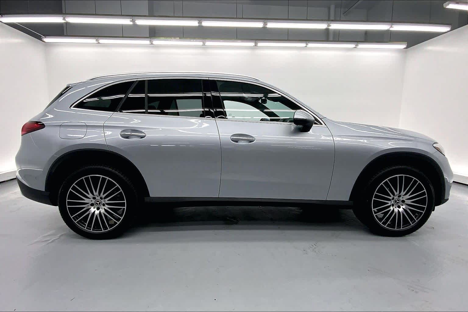 2026 Mercedes-Benz GLC 300 SUV