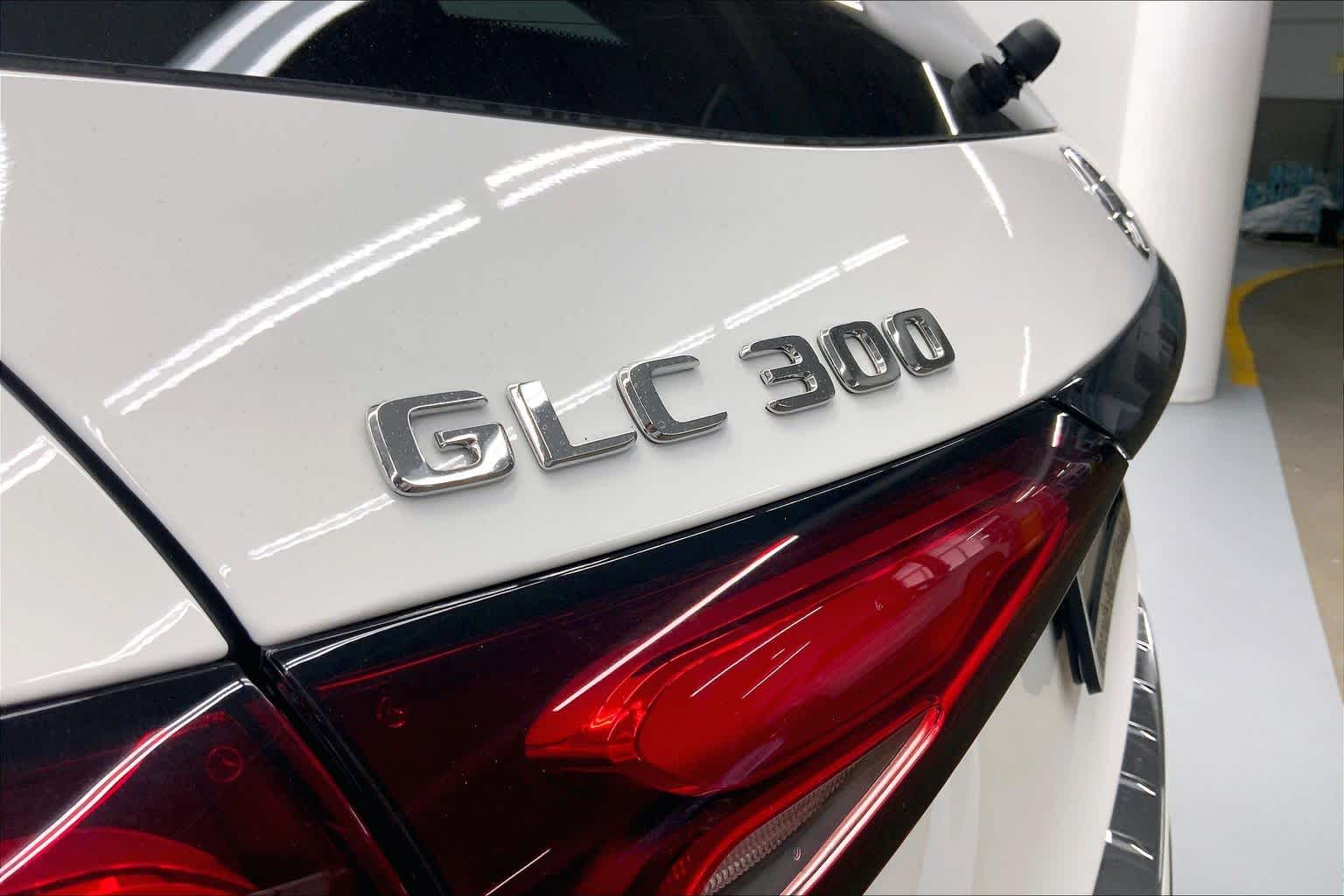 2024 Mercedes-Benz GLC 300 SUV