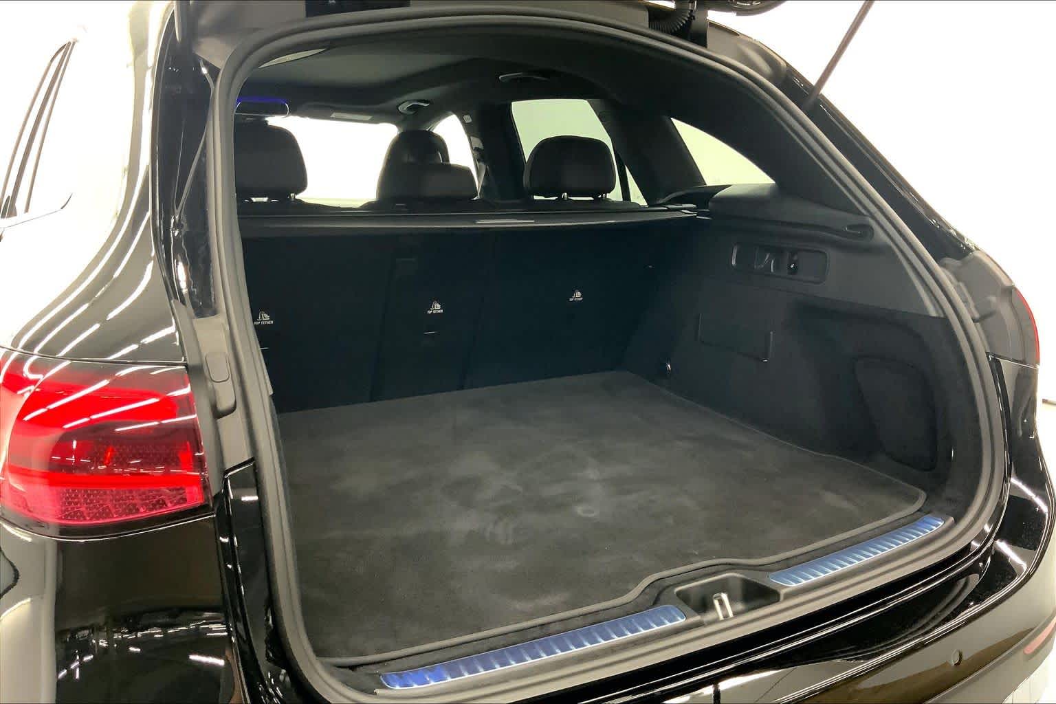 2025 Mercedes-Benz GLC GLC 300