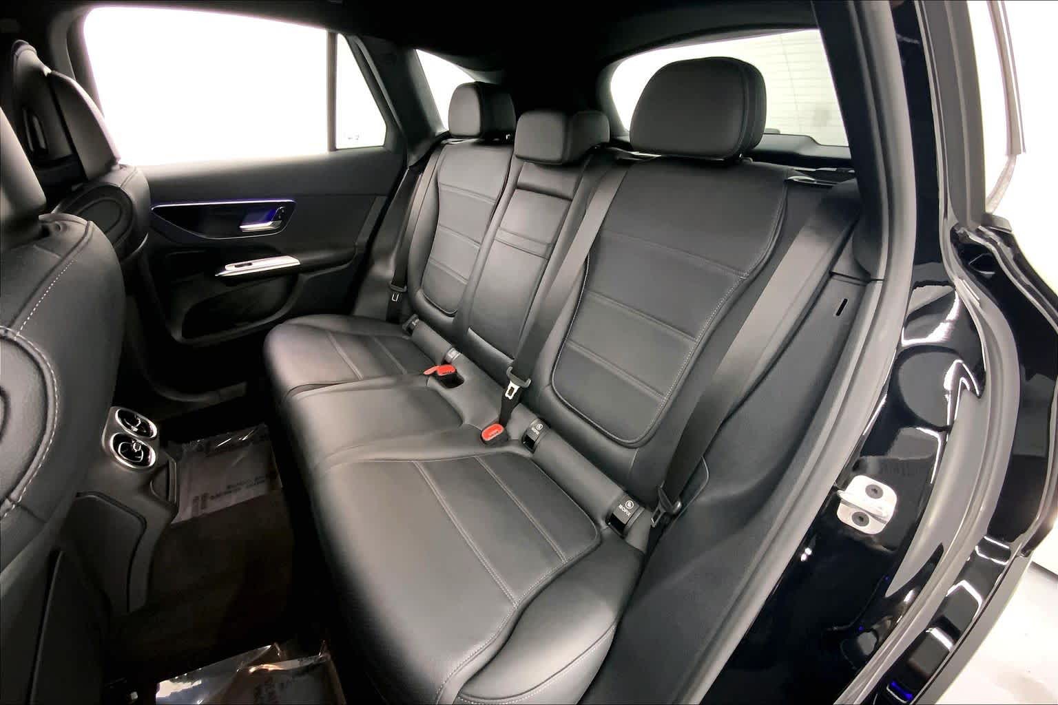 2025 Mercedes-Benz GLC GLC 300