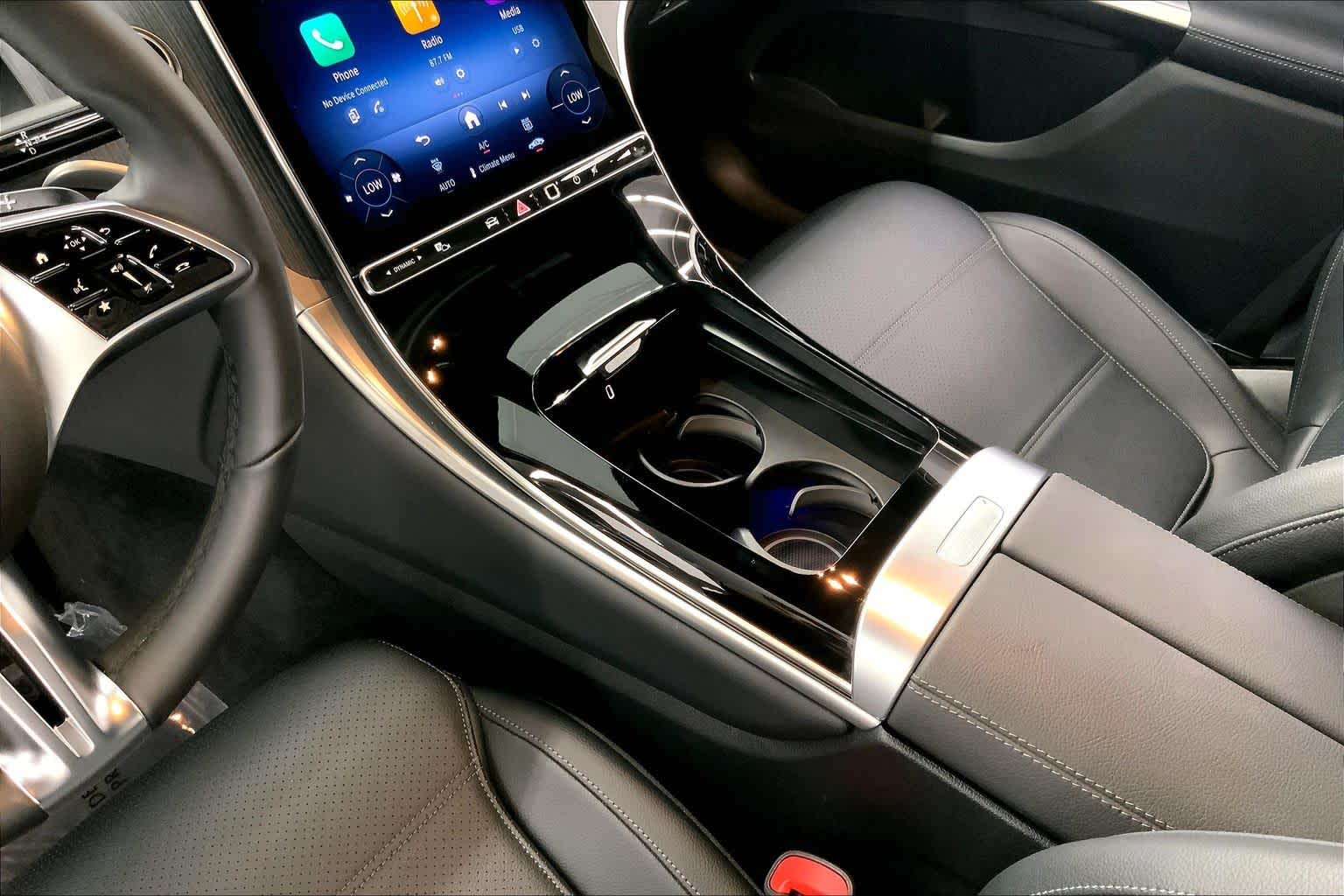 2025 Mercedes-Benz GLC GLC 300