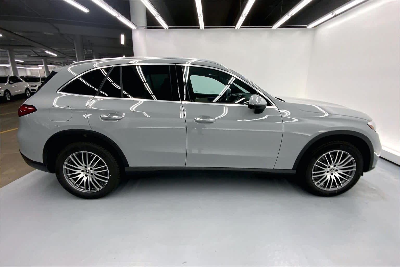 2026 Mercedes-Benz GLC 300 SUV