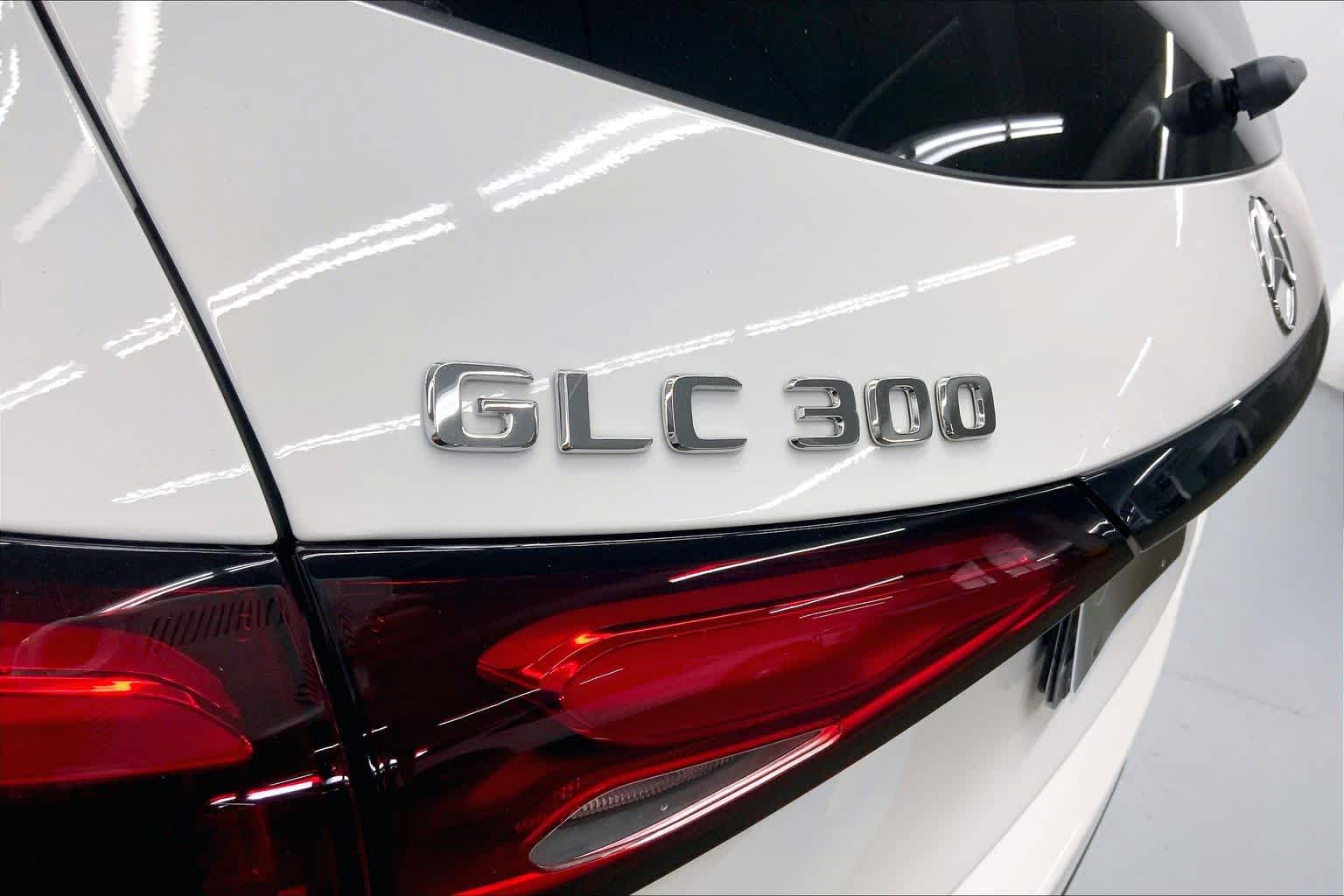 2026 Mercedes-Benz GLC 300 SUV
