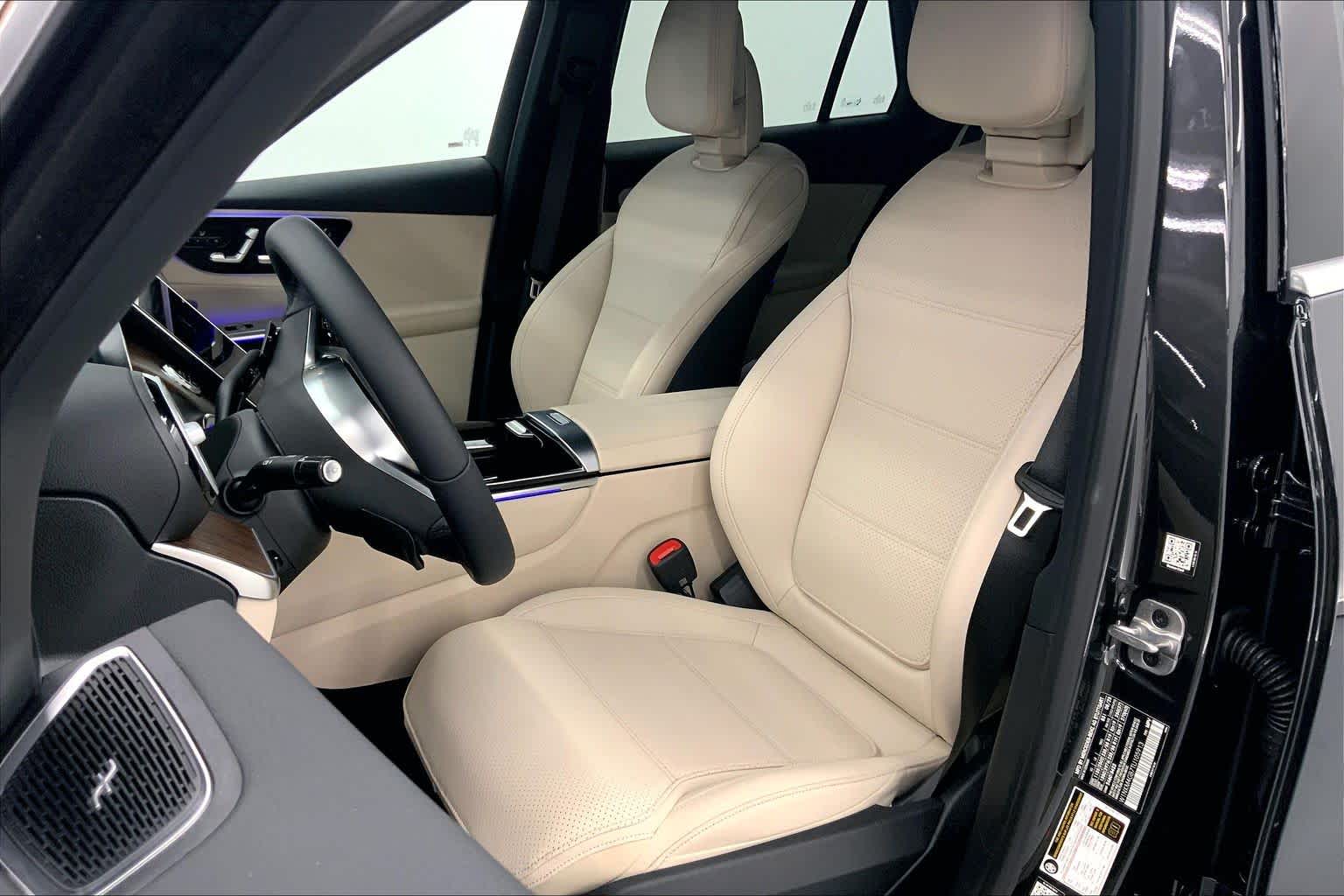 2026 Mercedes-Benz GLC 300 SUV