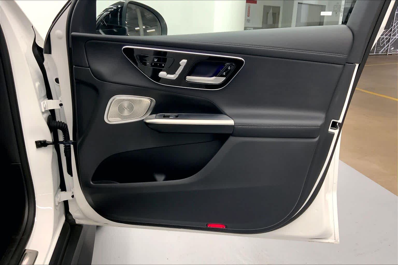 2024 Mercedes-Benz GLC 300 SUV