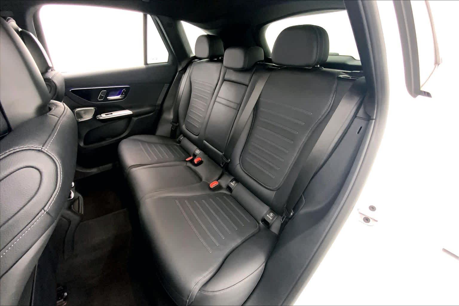 2024 Mercedes-Benz GLC 300 SUV