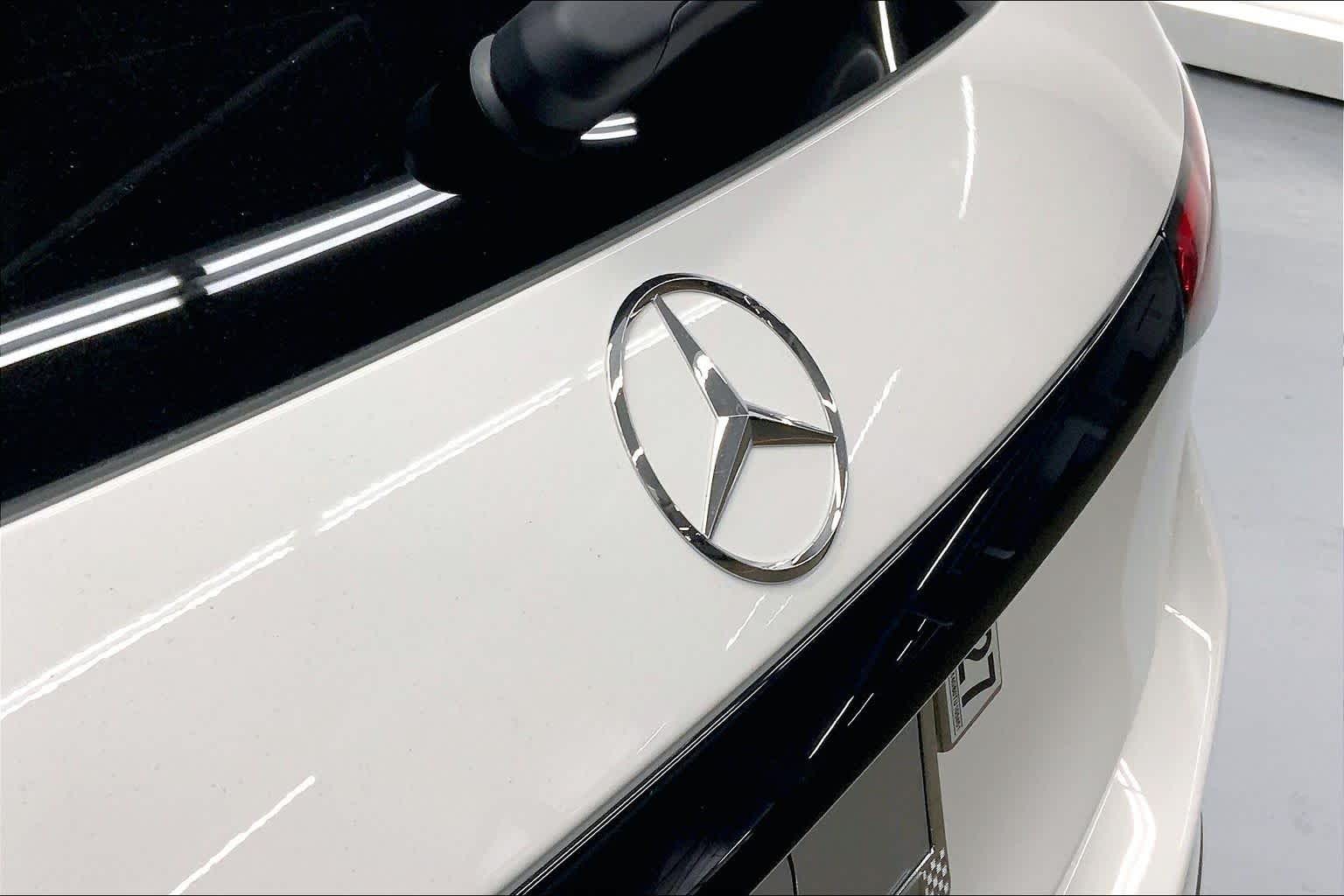 2026 Mercedes-Benz GLC 300 SUV