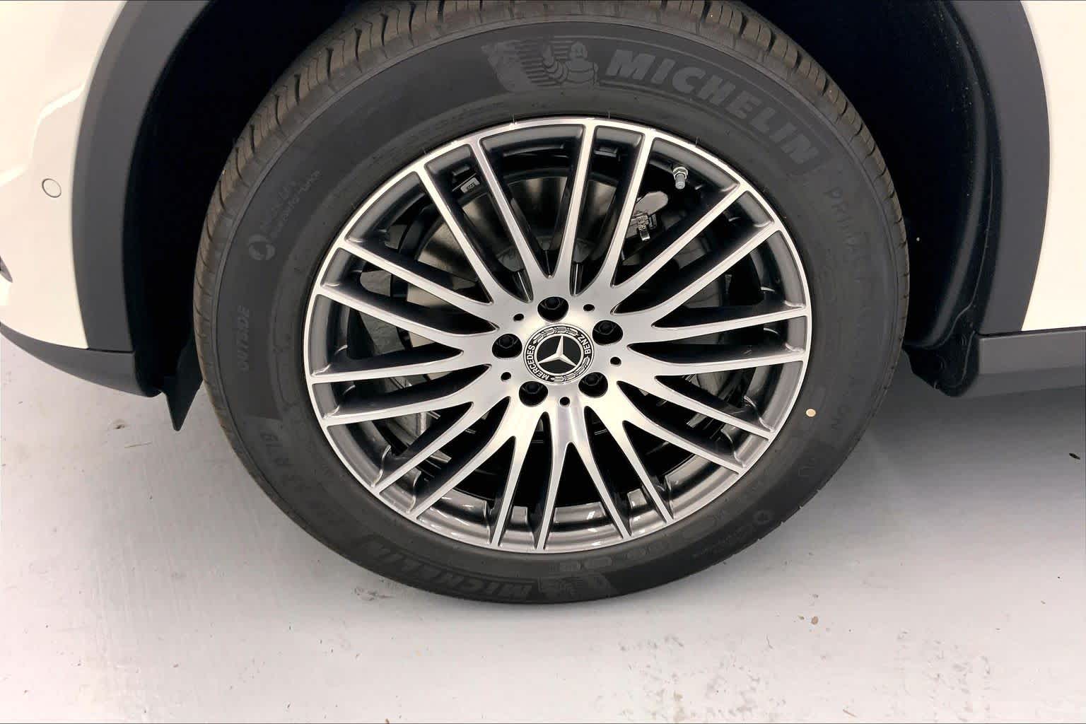2026 Mercedes-Benz GLC 300 SUV