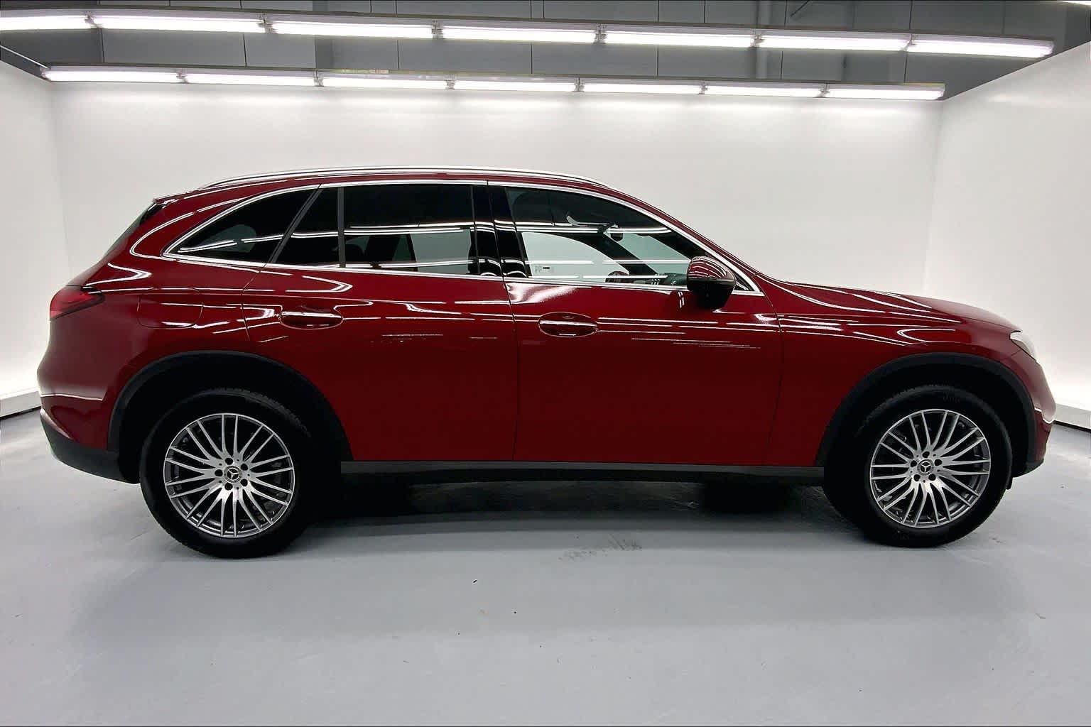 2026 Mercedes-Benz GLC 300 SUV