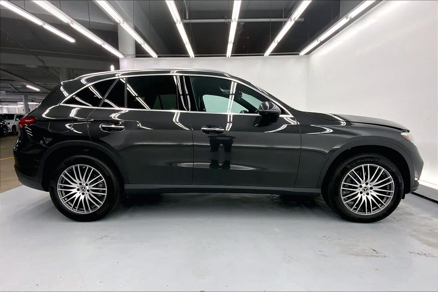 2023 Mercedes-Benz GLC 300 SUV