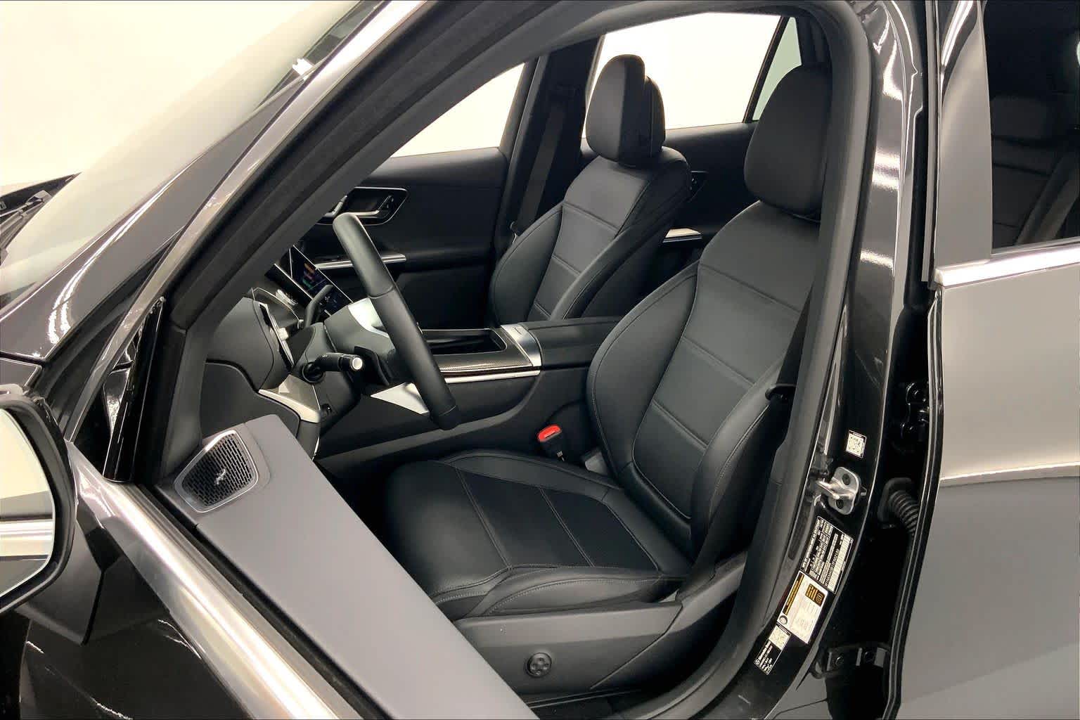 2026 Mercedes-Benz GLC 300 SUV