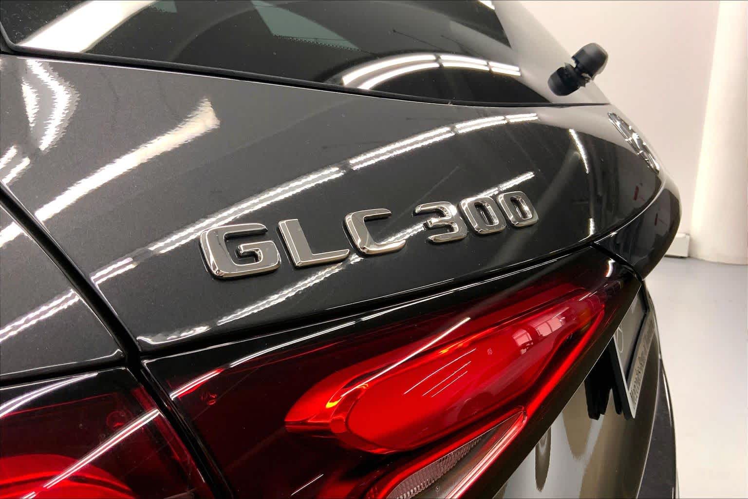 2026 Mercedes-Benz GLC 300 SUV