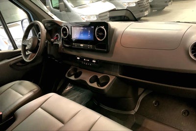 2025 Mercedes-Benz Sprinter 2500 High Roof I4 Diesel HO 170" RWD