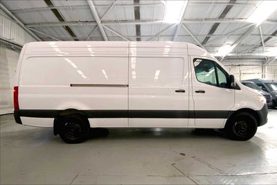 2024 Mercedes-Benz Sprinter 2500 High Roof I4 Diesel HO 170" RWD