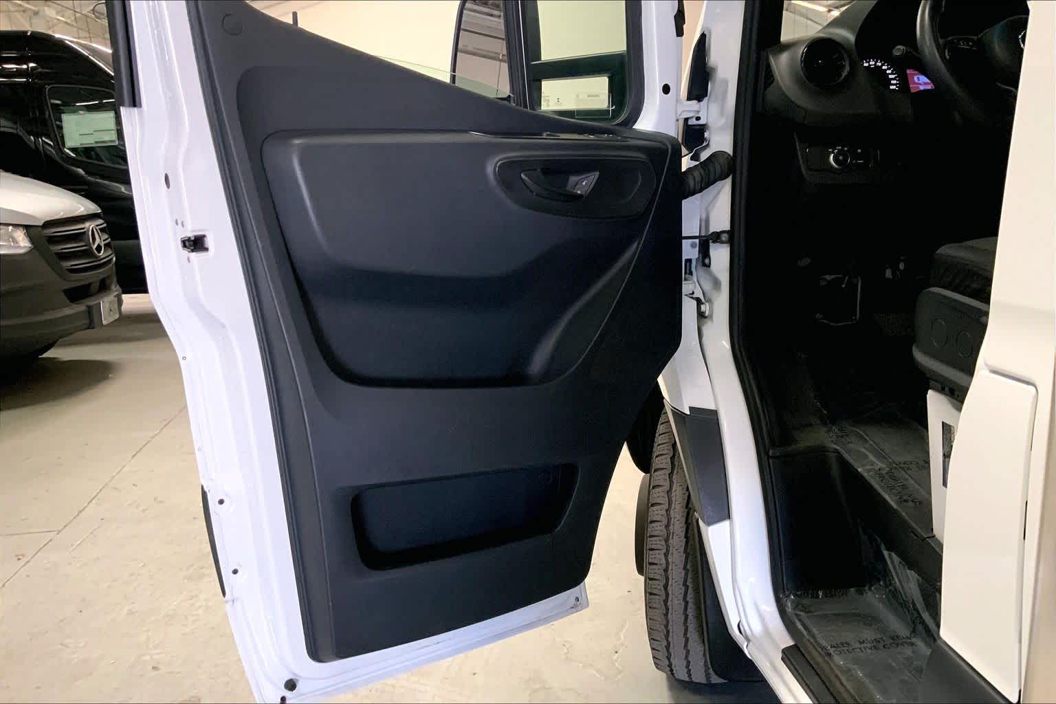 2019 Mercedes-Benz Sprinter Cab Chassis 4500 Standard Roof 170"