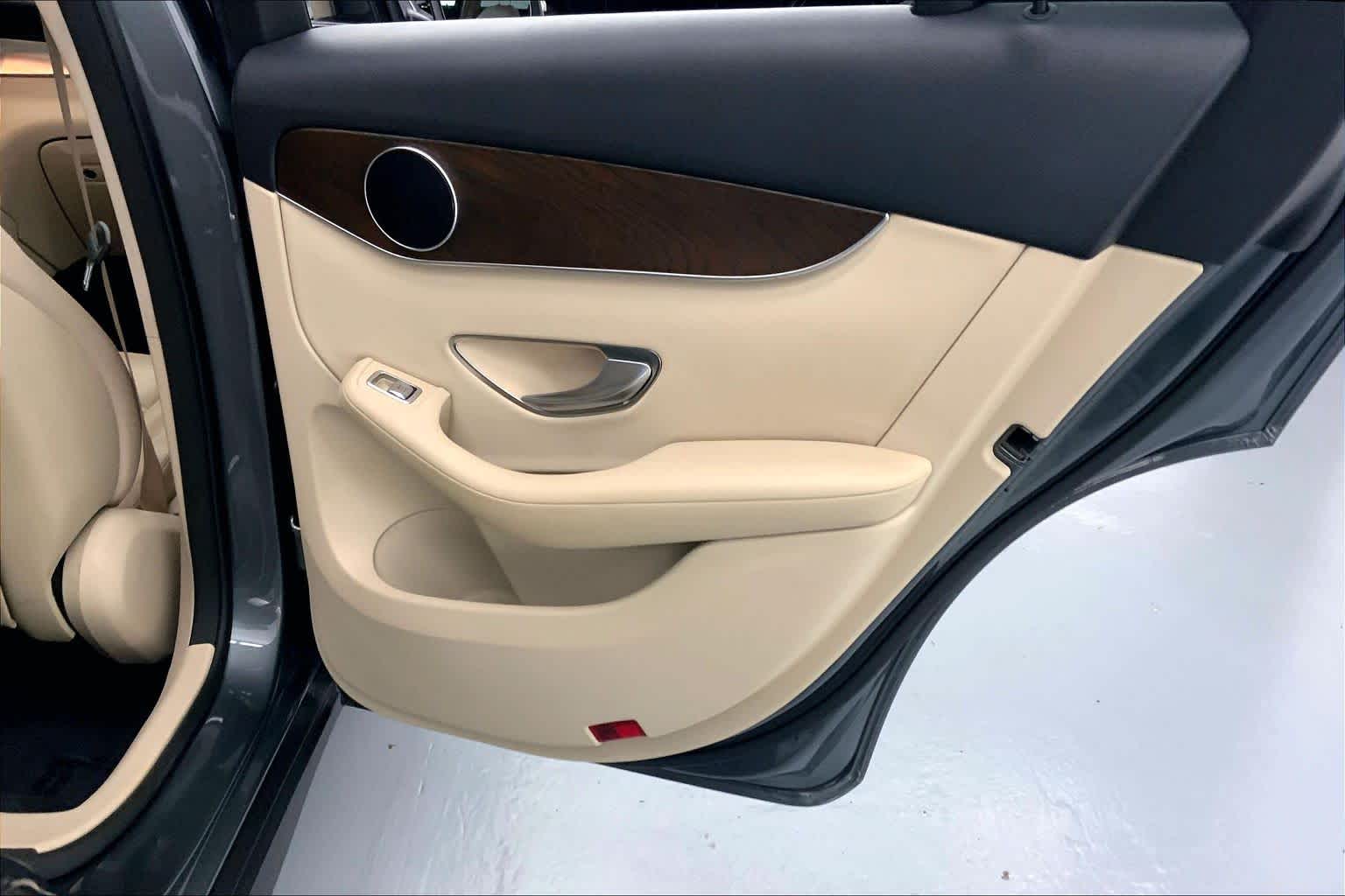 2020 Mercedes-Benz GLC GLC 300