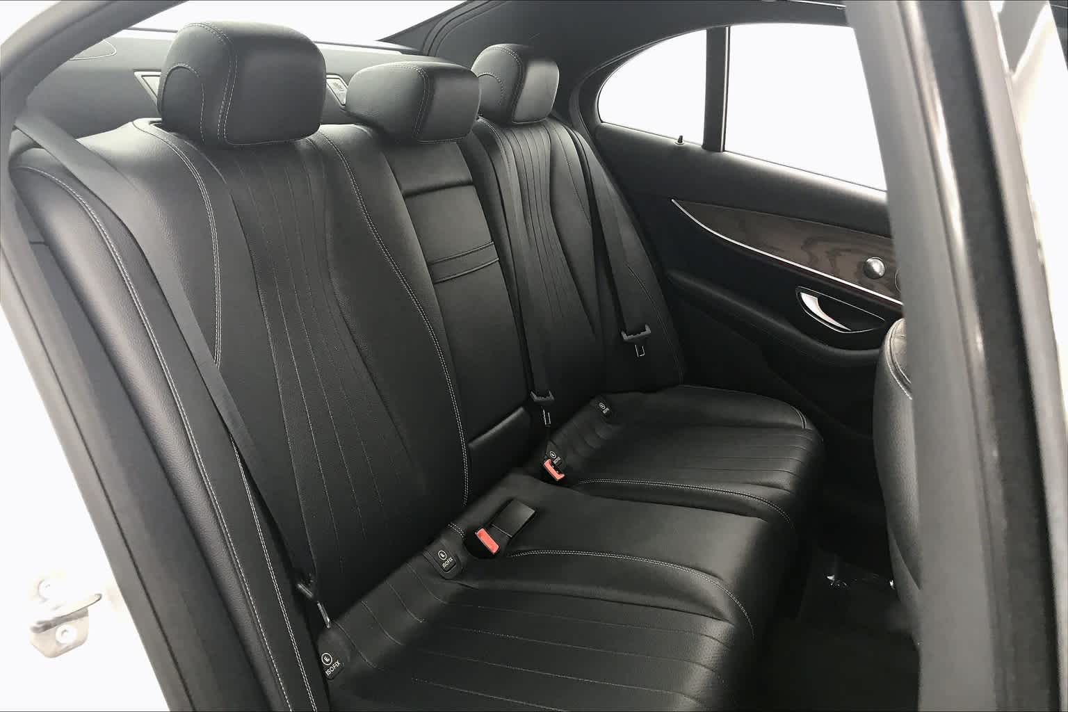 2017 Mercedes-Benz E 300 RWD Sedan