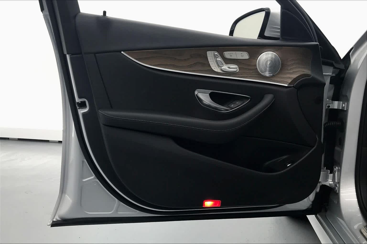 2017 Mercedes-Benz E 300 RWD Sedan