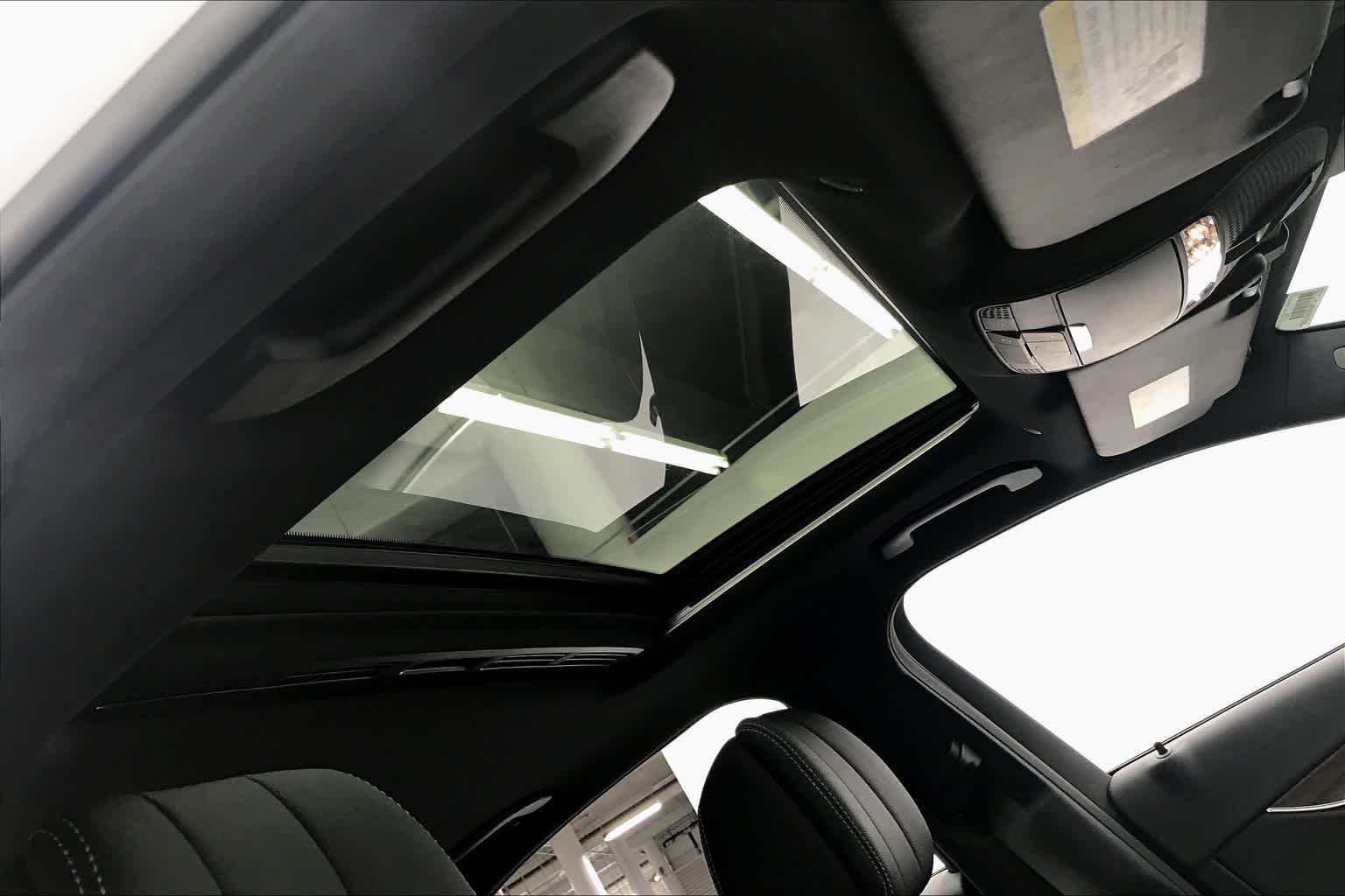 2017 Mercedes-Benz E 300 RWD Sedan