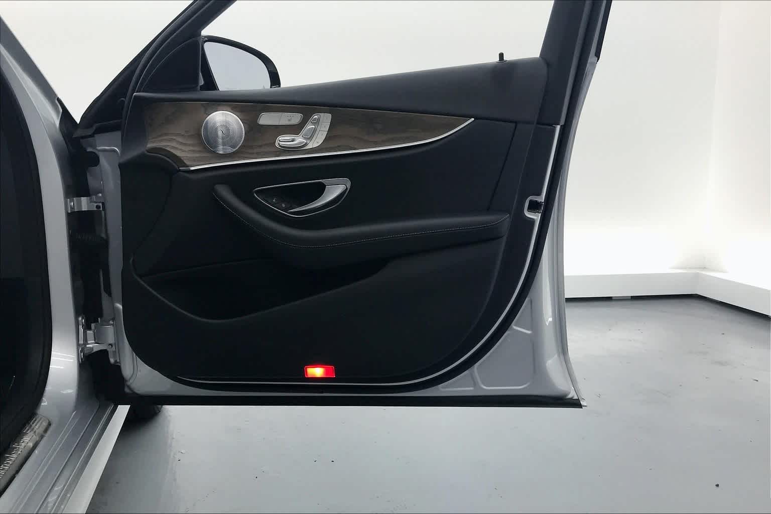 2017 Mercedes-Benz E 300 RWD Sedan