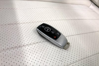 2017 Mercedes-Benz E 300 RWD Sedan
