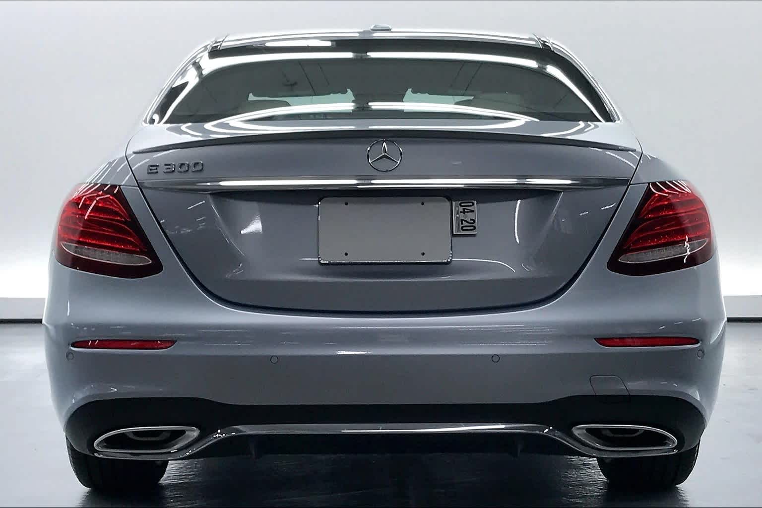 2017 Mercedes-Benz E 300 RWD Sedan