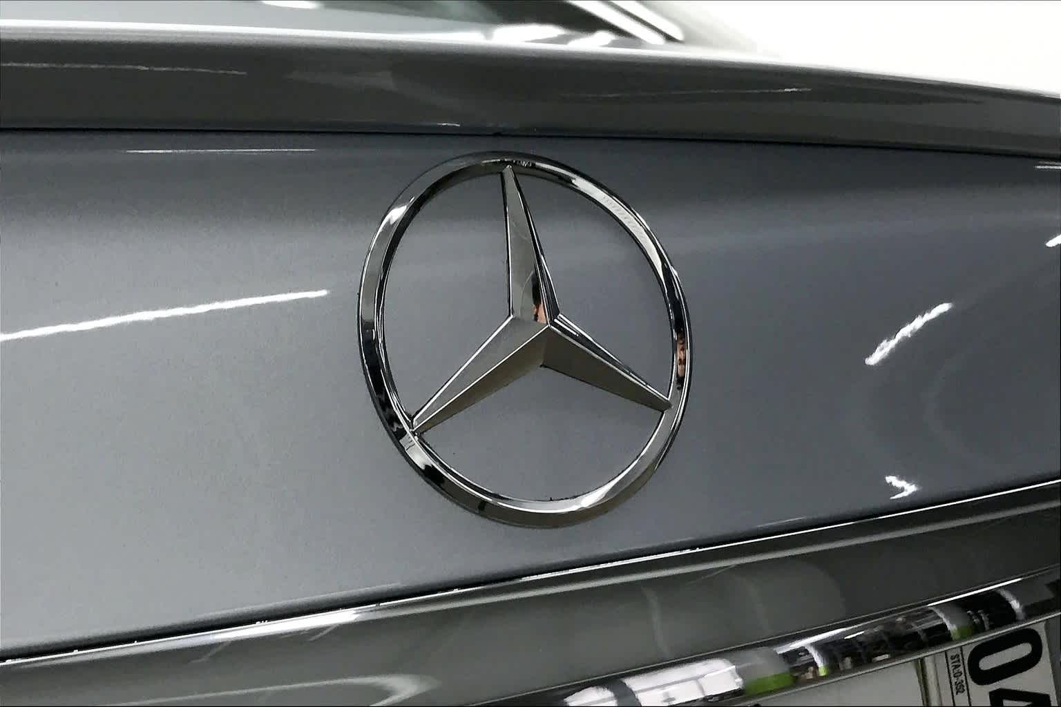 2017 Mercedes-Benz E 300 RWD Sedan