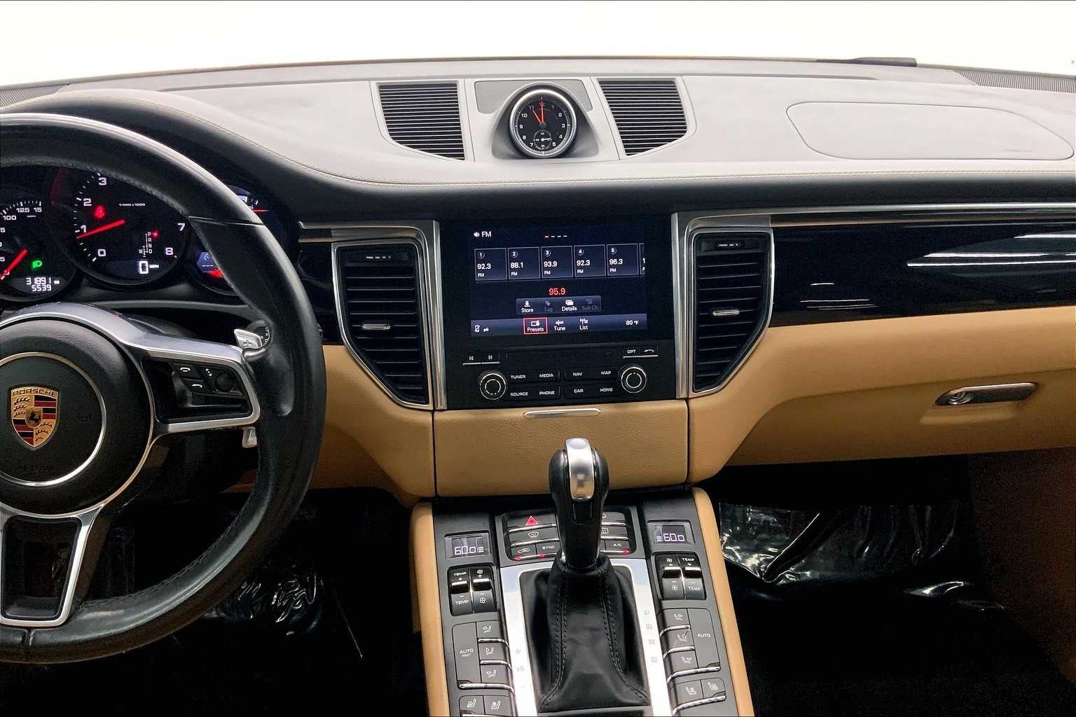 2017 Porsche Macan AWD