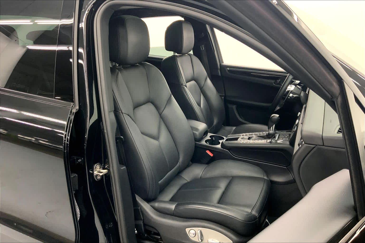 2021 Porsche Macan S