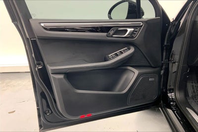 2021 Porsche Macan S