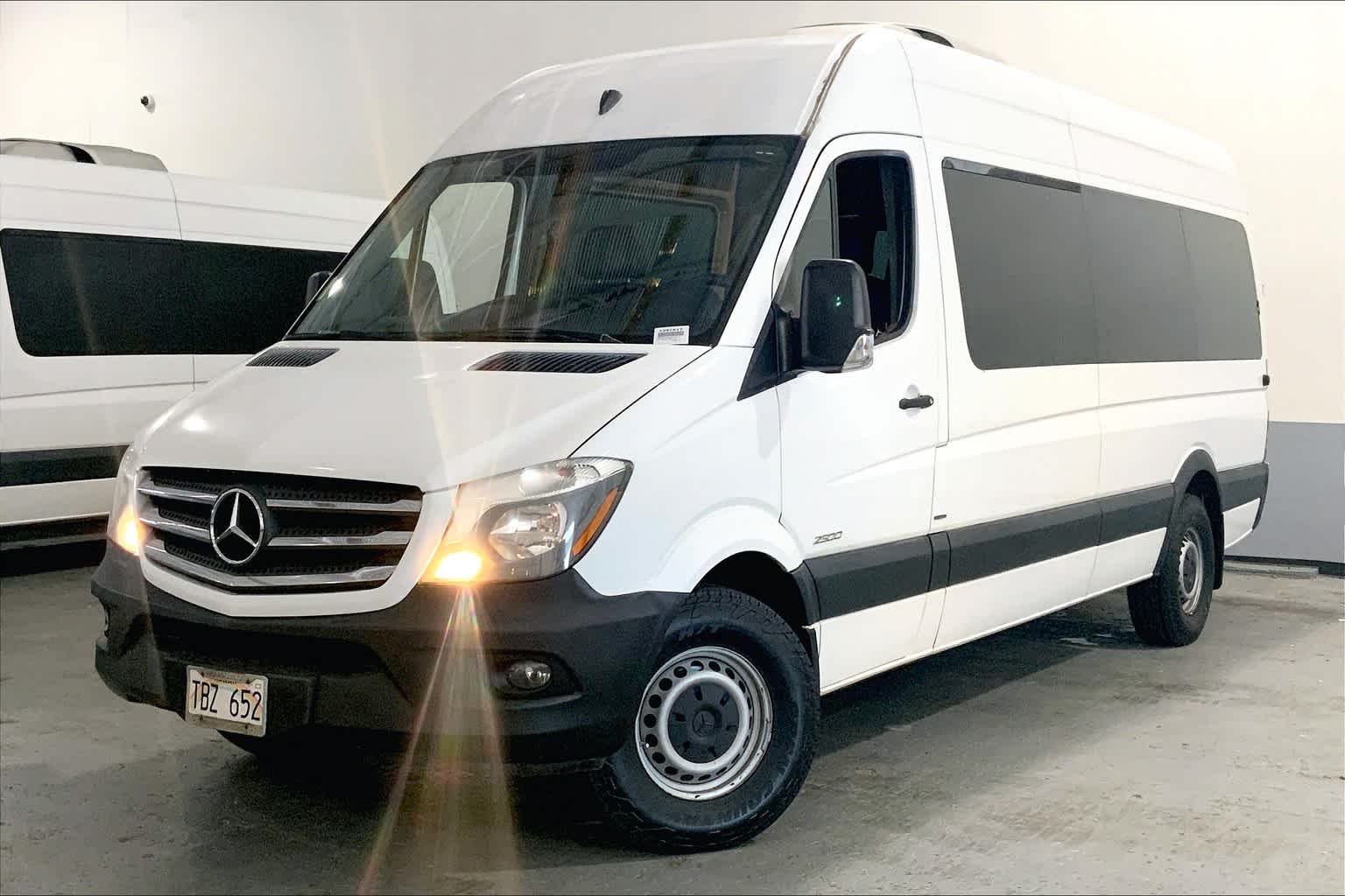 2016 Mercedes-Benz Sprinter Passenger Vans RWD 2500 170"