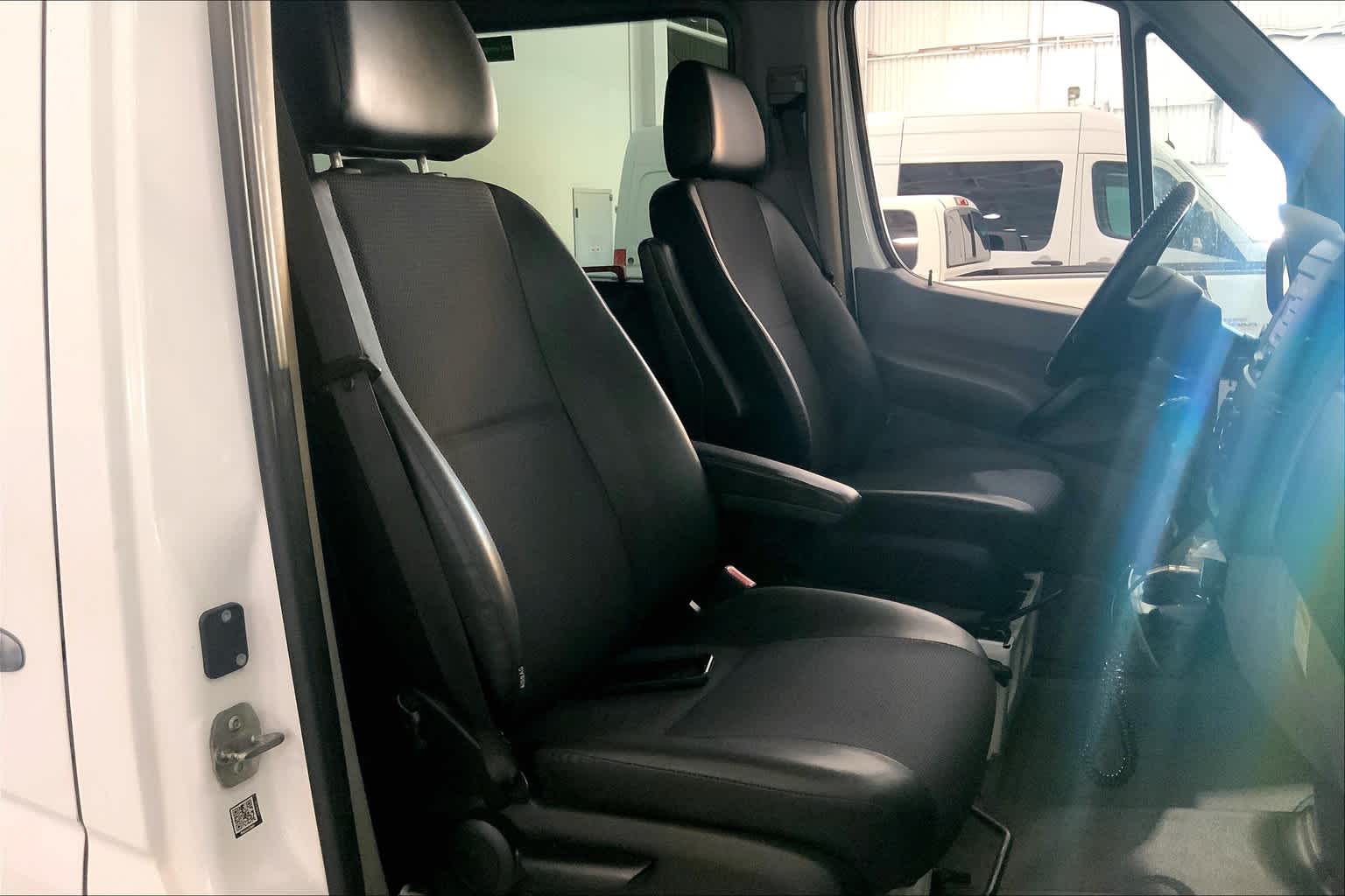 2016 Mercedes-Benz Sprinter Passenger Vans RWD 2500 170"