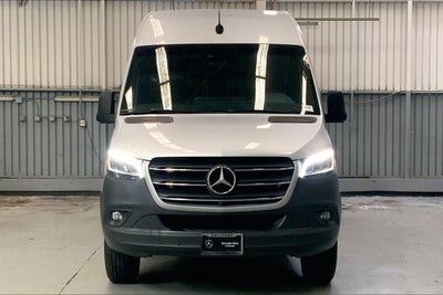 2021 Mercedes-Benz Sprinter Cargo Van 2500 Standard Roof I4 Gas 144 RWD