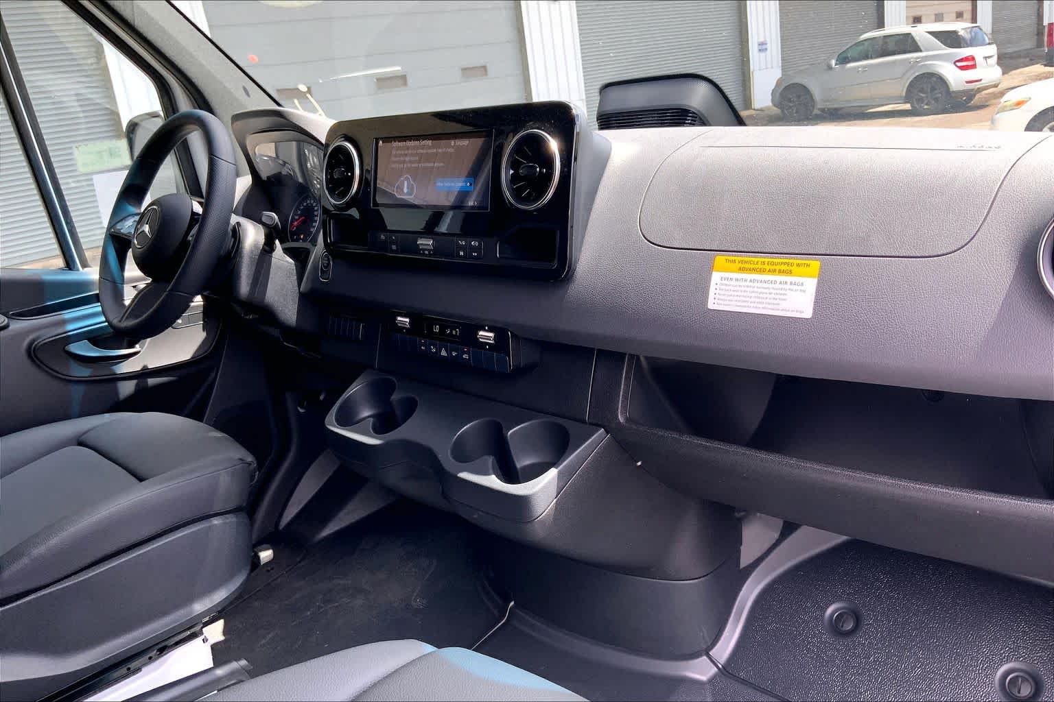 2026 Mercedes-Benz Sprinter Cargo 2500 Standard Roof I4 Diesel 144 RWD