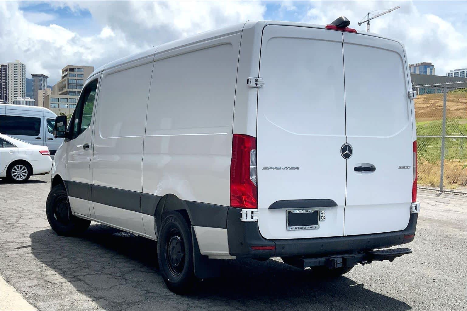 2026 Mercedes-Benz Sprinter Cargo 2500 Standard Roof I4 Diesel 144 RWD