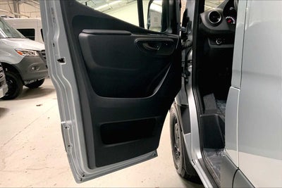 2025 Mercedes-Benz Sprinter Passenger Van 2500 Standard Roof I4 Diesel HO 144 RWD
