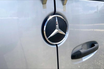 2025 Mercedes-Benz Sprinter Passenger Van 2500 Standard Roof I4 Diesel HO 144 RWD