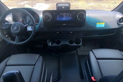 2025 Mercedes-Benz Sprinter Passenger Van 2500 Standard Roof I4 Diesel HO 144 RWD